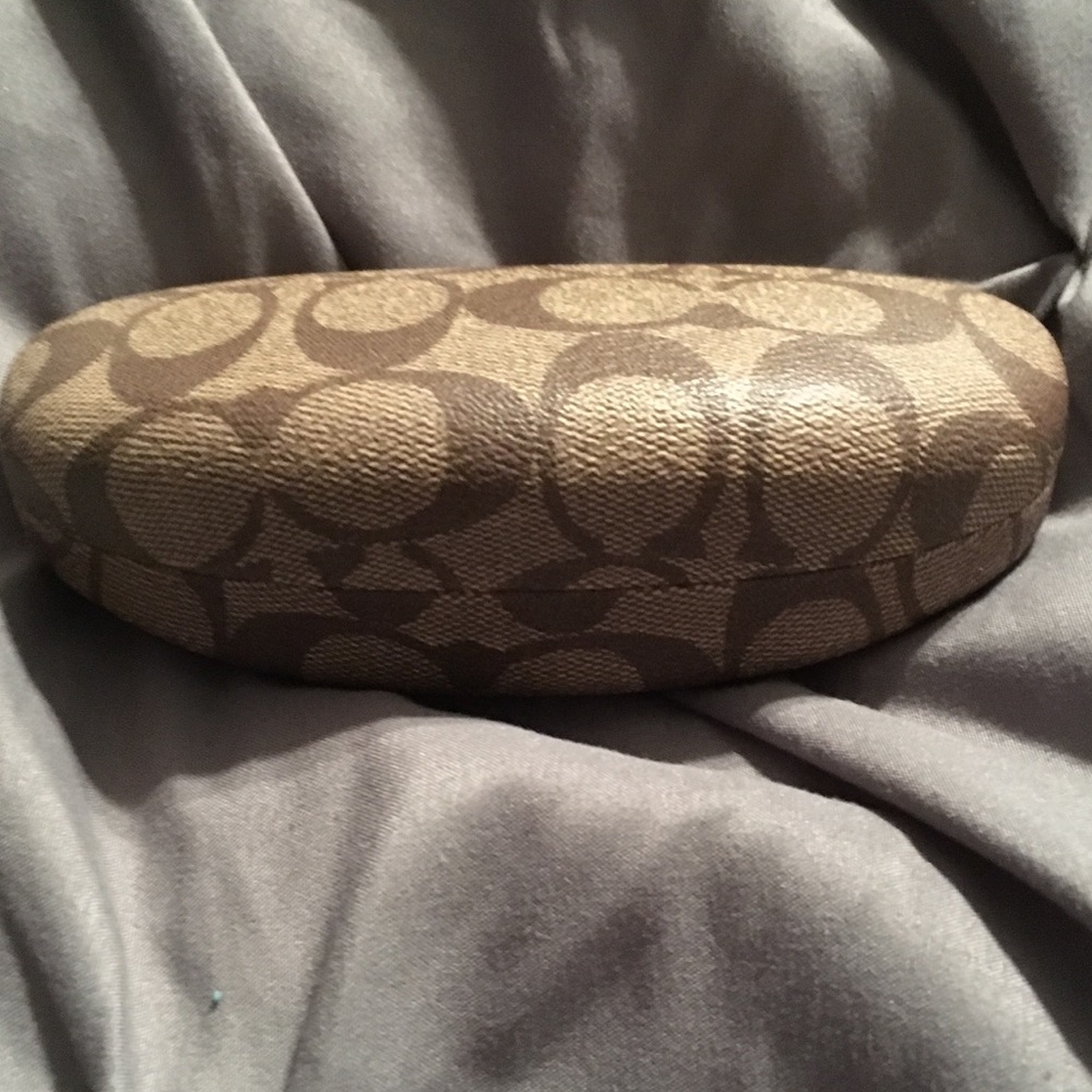 Coach eyeglass case - Picture 2 of 3